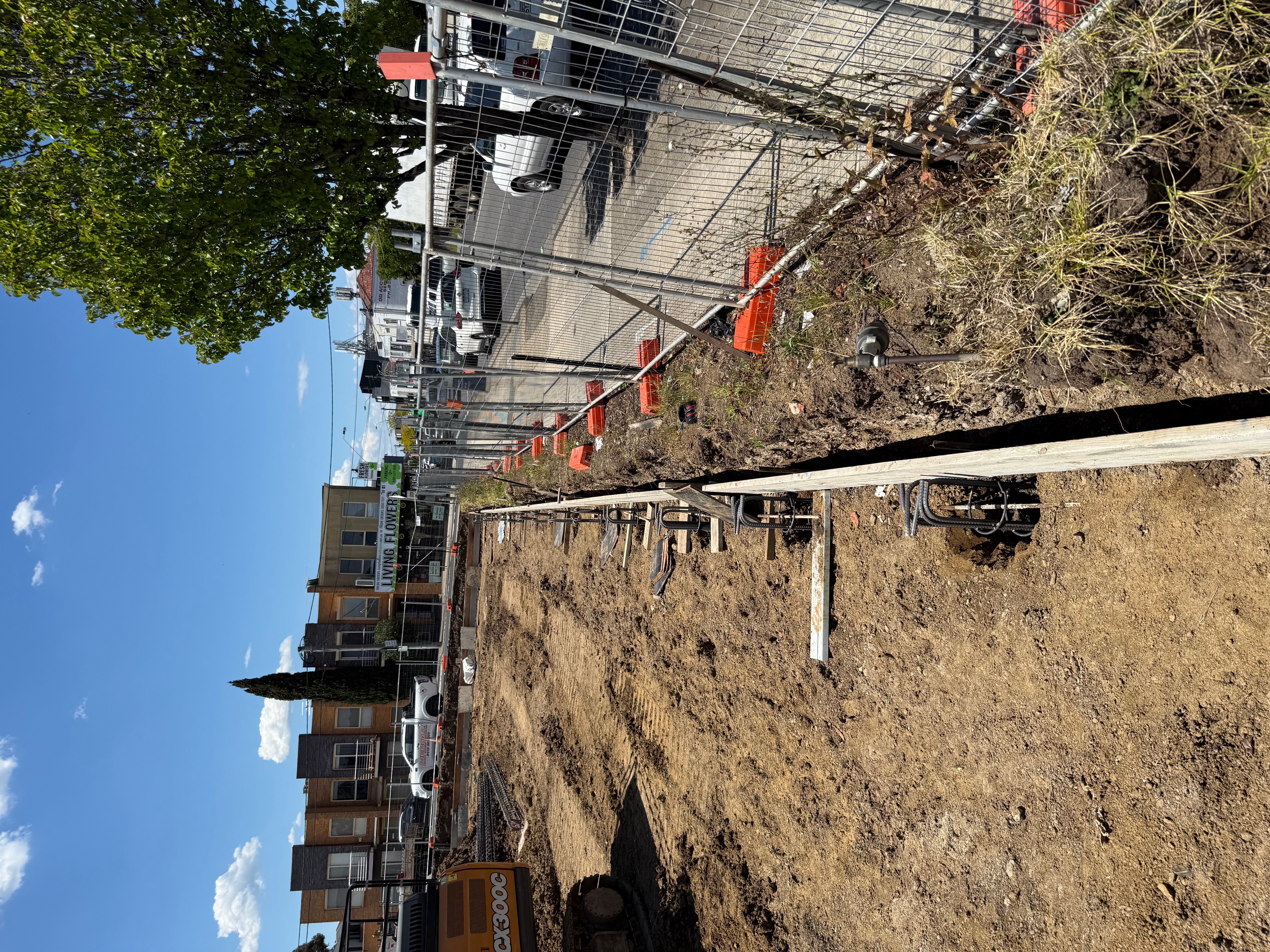 Detailed excavation in confined urban site