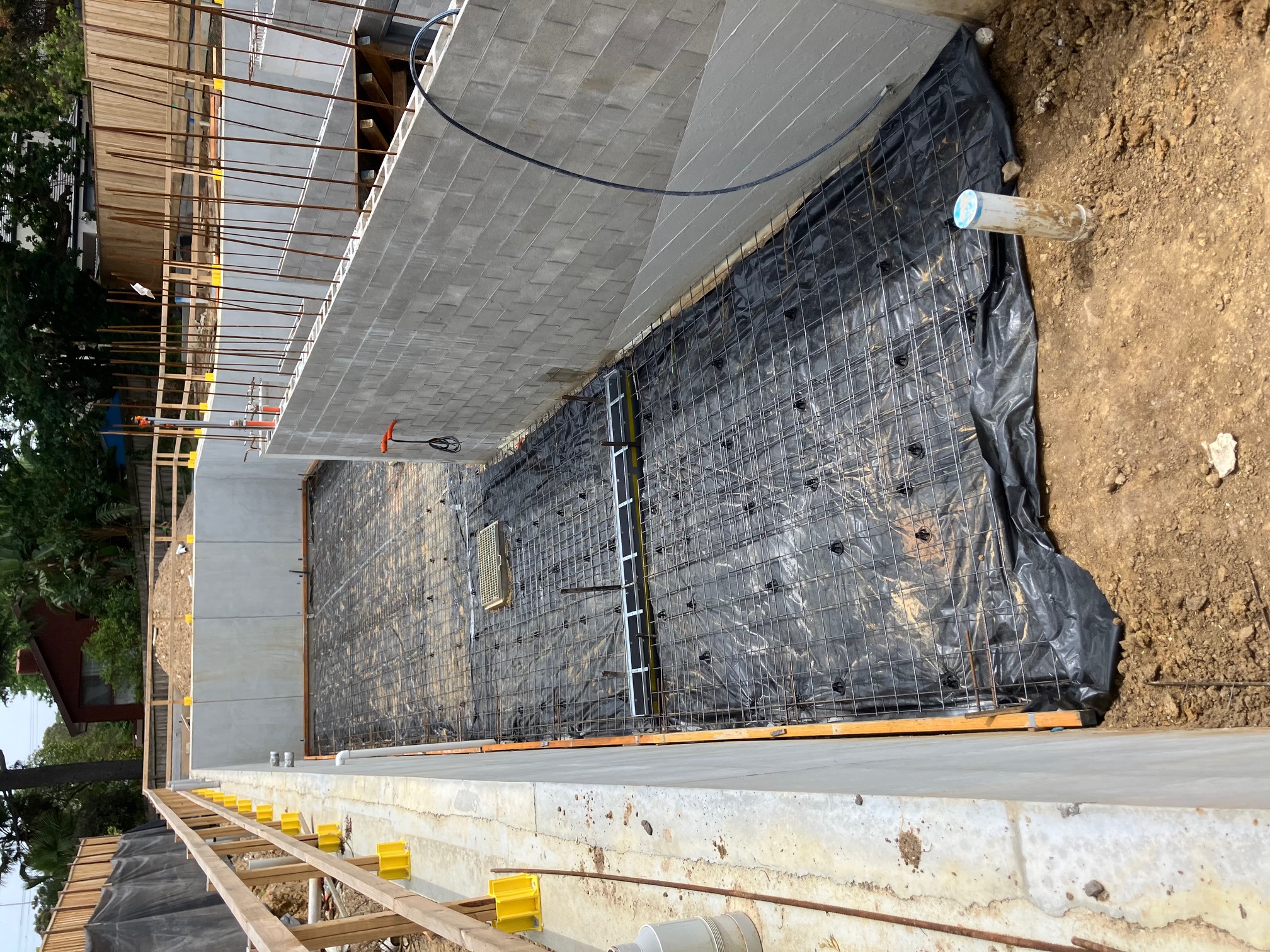 Post tensioning slab construction